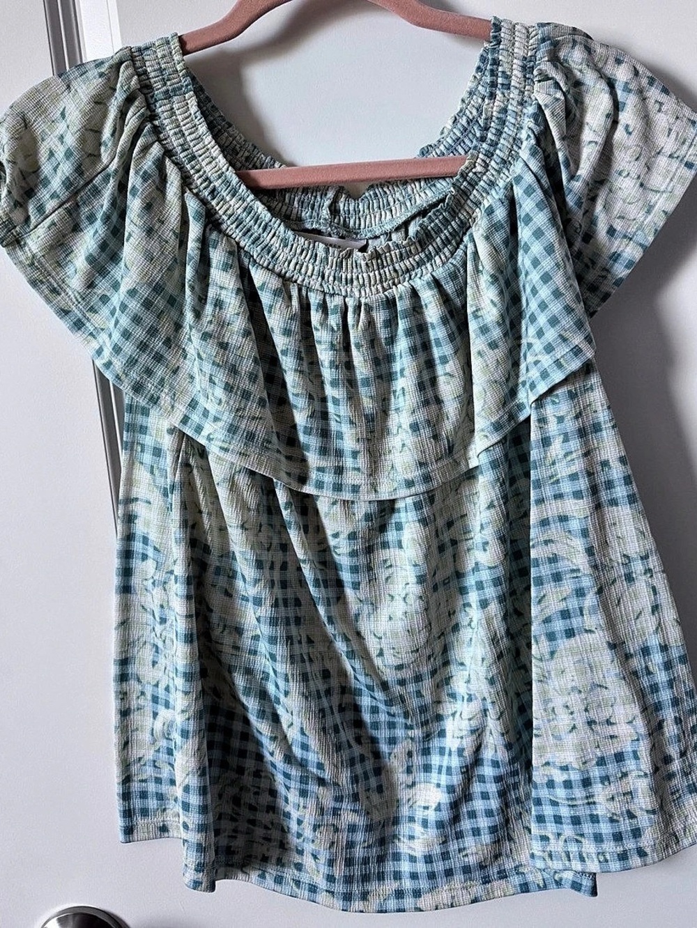 LC Lauren Conrad Gingham Ruffle Blouse in Blue & White Size PM